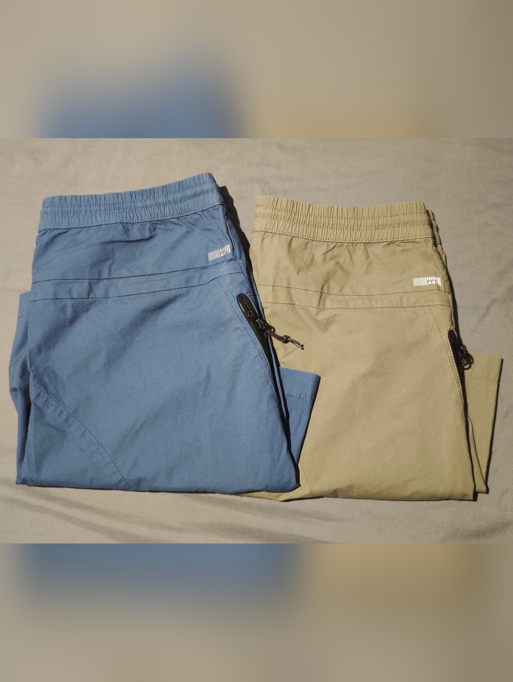 NWOT 2 Pairs of Aeropostale Drawstring Waist Jogger Shorts Blue  / Taupe Size 34